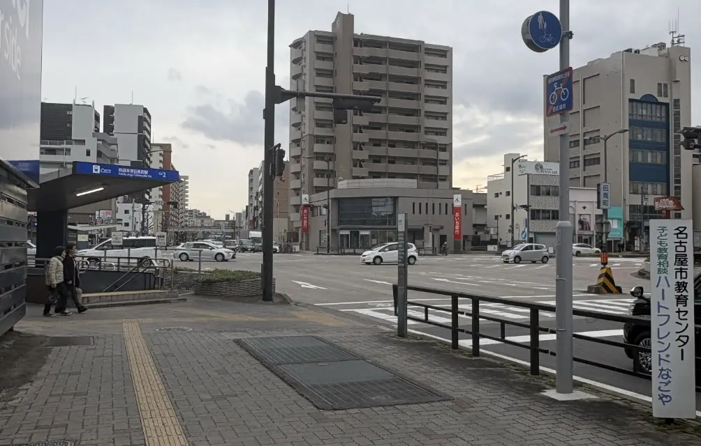 「伝馬町」の交差点の写真